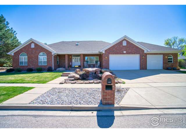 Property at 2050 Emerald Dr, Longmont, CO 80504, 4 beds, 3.5 baths
