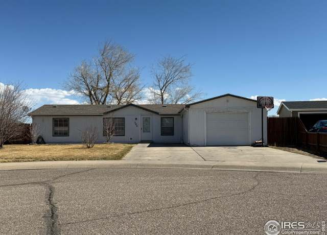 Property at 202 32nd Ave, Greeley, CO 80631, 3 beds, 2 baths