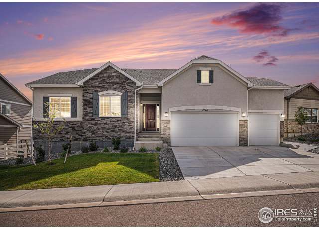 Property at 4600 Shady Path Ln, Castle Rock, CO 80104, 5 beds, 3.5 baths
