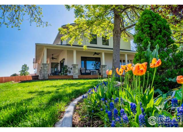 Property at 2017 Vaquero St, Longmont, CO 80504, 4 beds, 2.5 baths