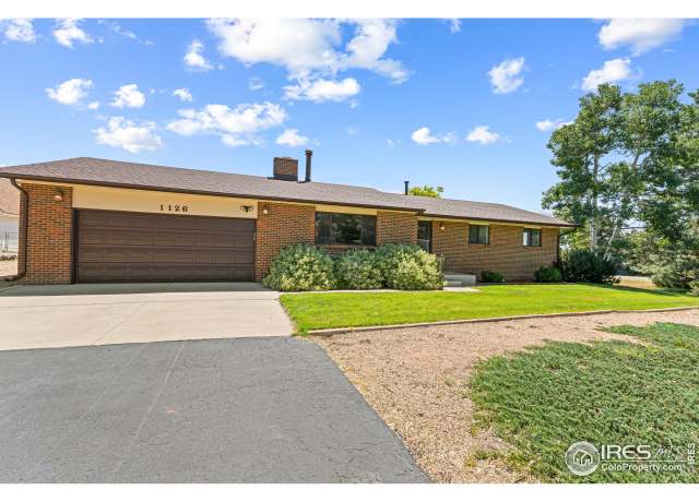 Property at 1126 75th Ave, Greeley, CO 80634, 3 beds, 2 baths