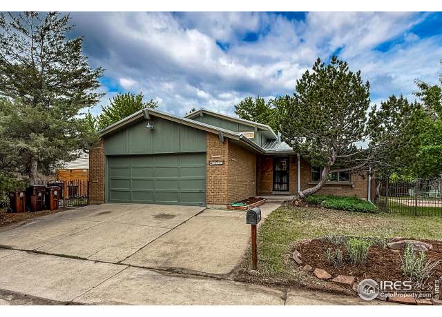 Property at 3722 Monterey Pl, Boulder, CO 80301, 5 beds, 3 baths