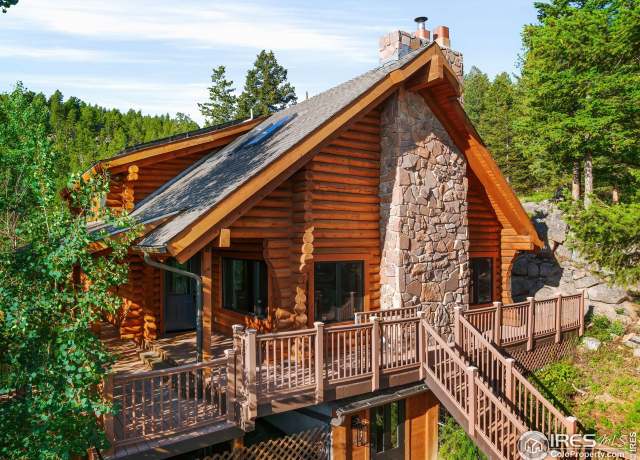 Property at 172 Tall Pine Ln, Boulder, CO 80302, 4 beds, 4 baths