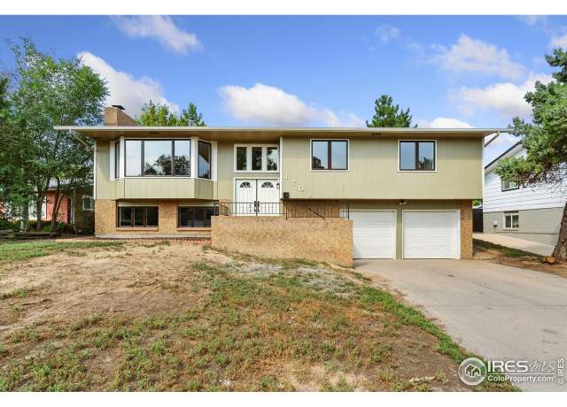 Property at 1709 28th Ave, Greeley, CO 80634, 4 beds, 3 baths