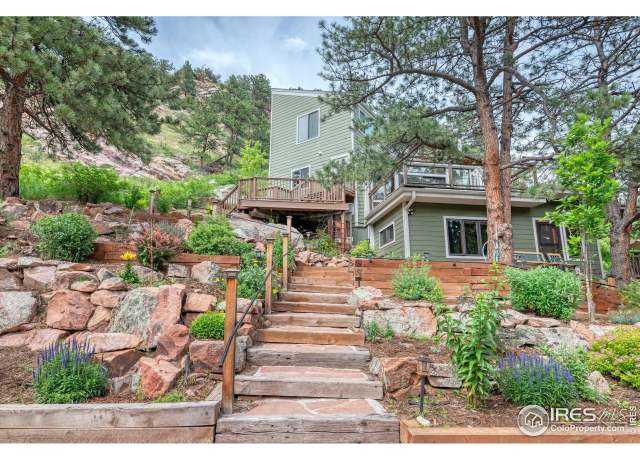 Property at 160 Valley Ln, Boulder, CO 80302, 3 beds, 4 baths
