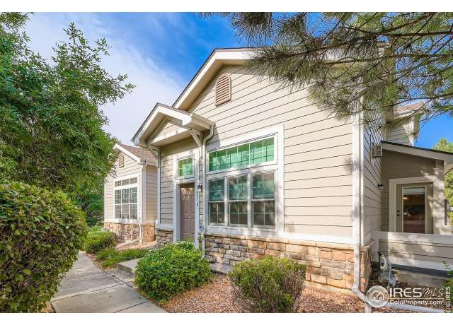 Property at 1451 Whitehall Dr, Longmont, CO 80504, 3 beds, 2.5 baths