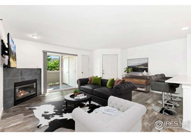 Property at 33 S Boulder Cir #306, Boulder, CO 80303, 2 beds, 2 baths