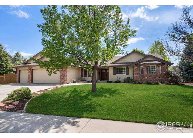 Property at 2323 Stonecrest Dr, Fort Collins, CO 80521, 4 beds, 2.5 baths