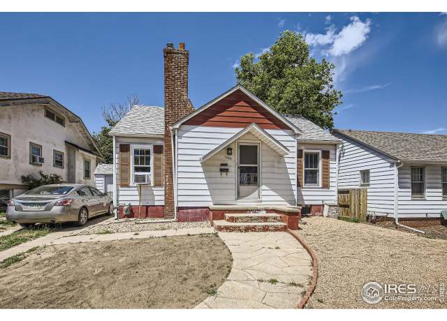 Property at 1423 14th Ave, Greeley, CO 80631, 3 beds, 2 baths