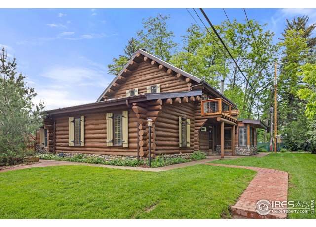 Property at 1618 Montview Blvd, Greeley, CO 80631, 4 beds, 3 baths