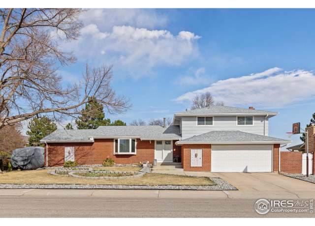Property at 2060 39th Ave, Greeley, CO 80634, 5 beds, 3 baths