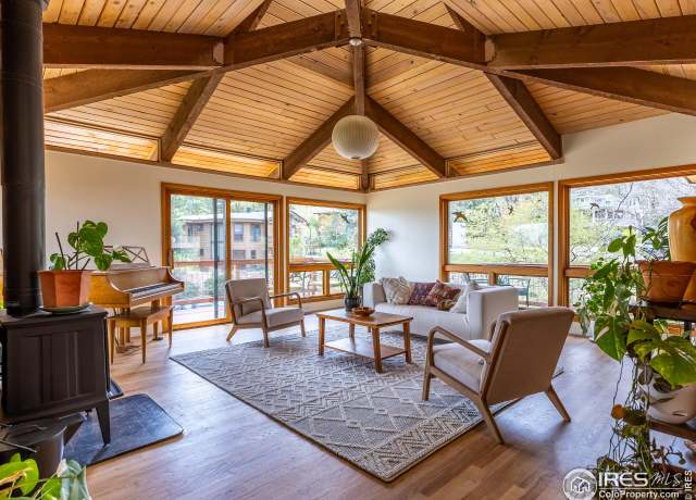 Property at 2015 Kohler Dr, Boulder, CO 80305, 5 beds, 2 baths
