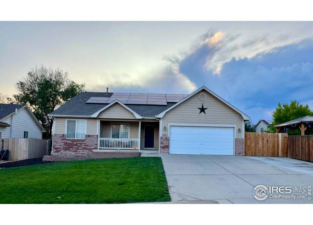 Property at 3007 45th Ave, Greeley, CO 80634, 5 beds, 3 baths