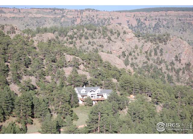 Photo of 180 Valley View Ln, Lyons, CO 80540