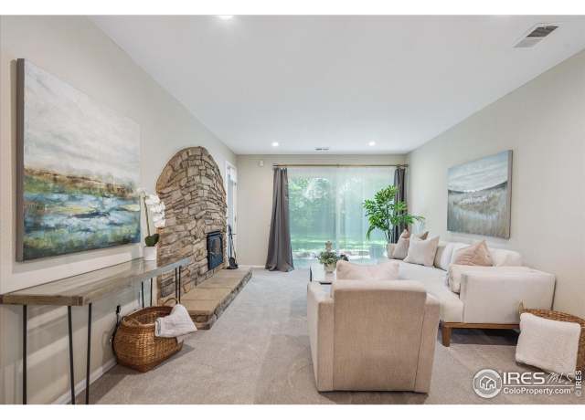 Property at 715 Arapahoe Ave #2, Boulder, CO 80302, 2 beds, 2 baths