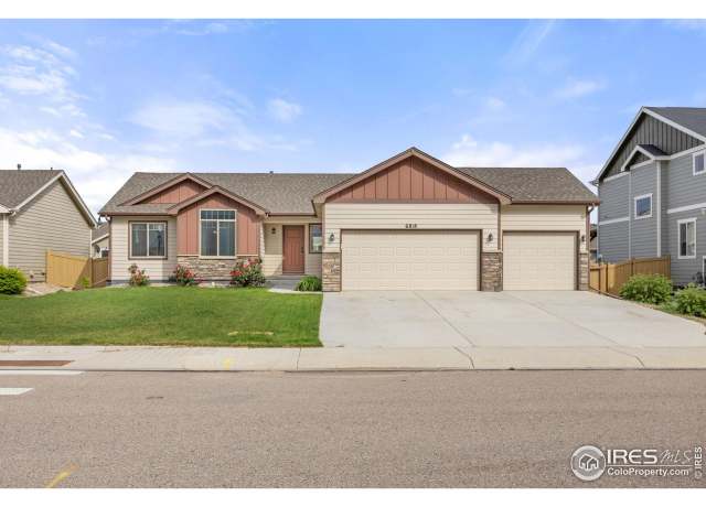 Property at 6818 Meadow Rain Way, Wellington, CO 80549, 3 beds, 2 baths