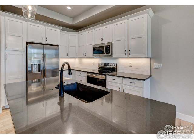 Property at 204 High Point Dr, Longmont, CO 80504, 3 beds, 3.5 baths