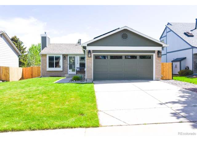 Property at 12498 W Prentice Dr, Littleton, CO 80127, 4 beds, 2 baths
