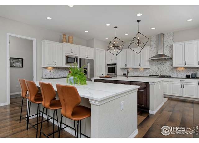 Property at 15958 Humboldt Peak Dr, Broomfield, CO 80023, 5 beds, 4.5 baths