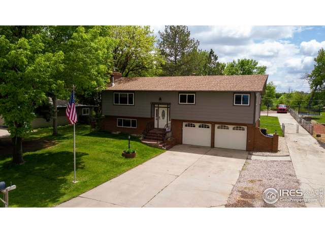 Property at 204 35th St SW, Loveland, CO 80537, 4 beds, 3 baths