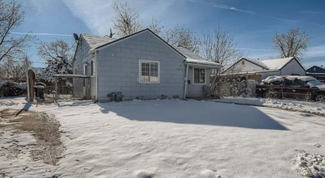 Photo of 860 Oakland St, Aurora, CO 80010