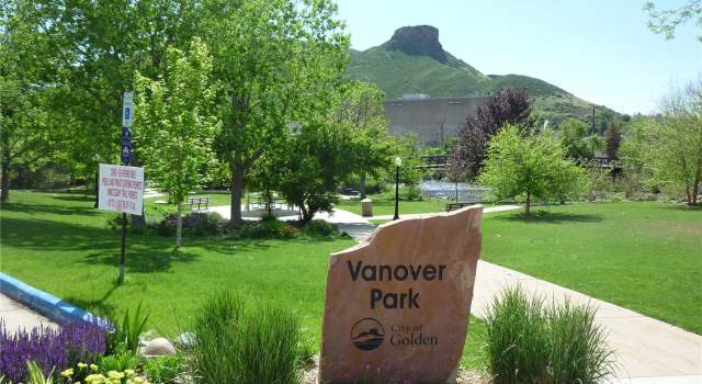 Photo of 620 11th St #403, Golden, CO 80401