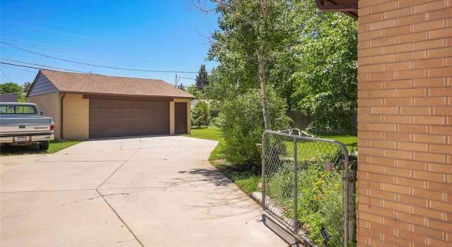 Photo of 6830 S Clermont St, Centennial, CO 80122