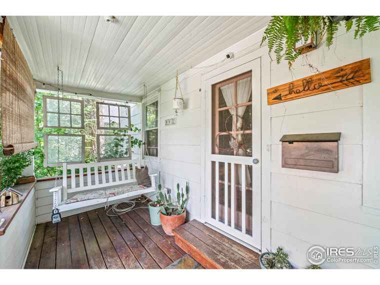 Photo of 940 Gay St Longmont, CO 80501