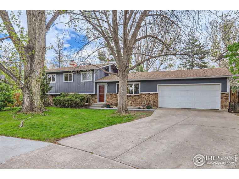 Photo of 406 Bobolink Ct Fort Collins, CO 80526