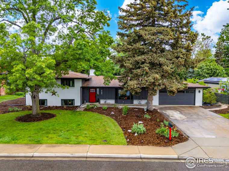 Photo of 365 Mohawk Dr Boulder, CO 80303