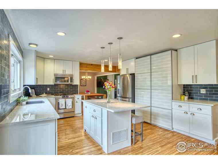 Photo of 115 Baylor Dr Longmont, CO 80503
