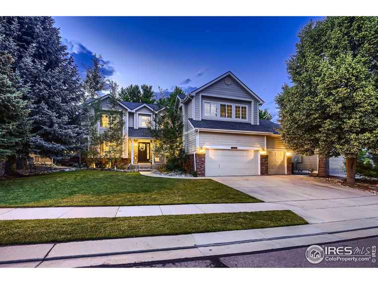 Photo of 1405 Clover Creek Dr Longmont, CO 80503