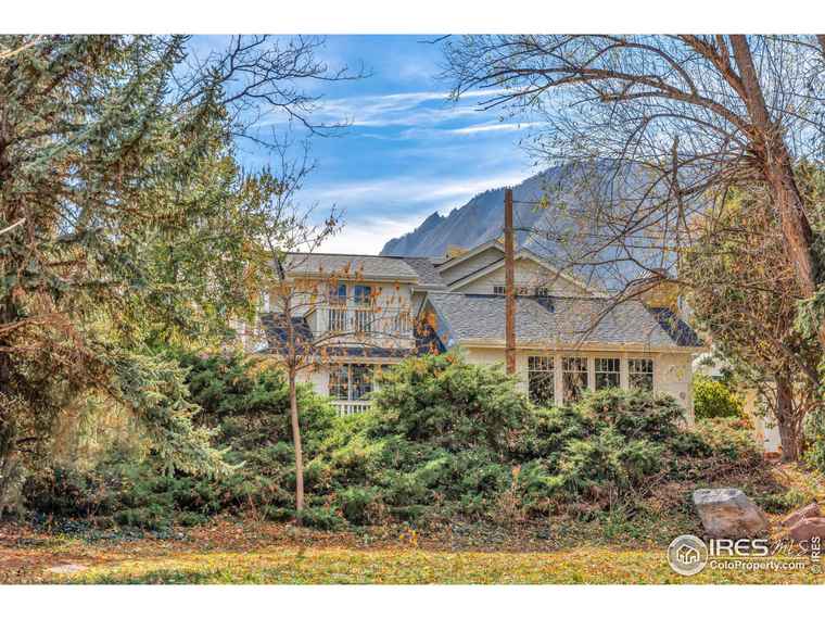 Photo of 1228 7th St Boulder, CO 80302
