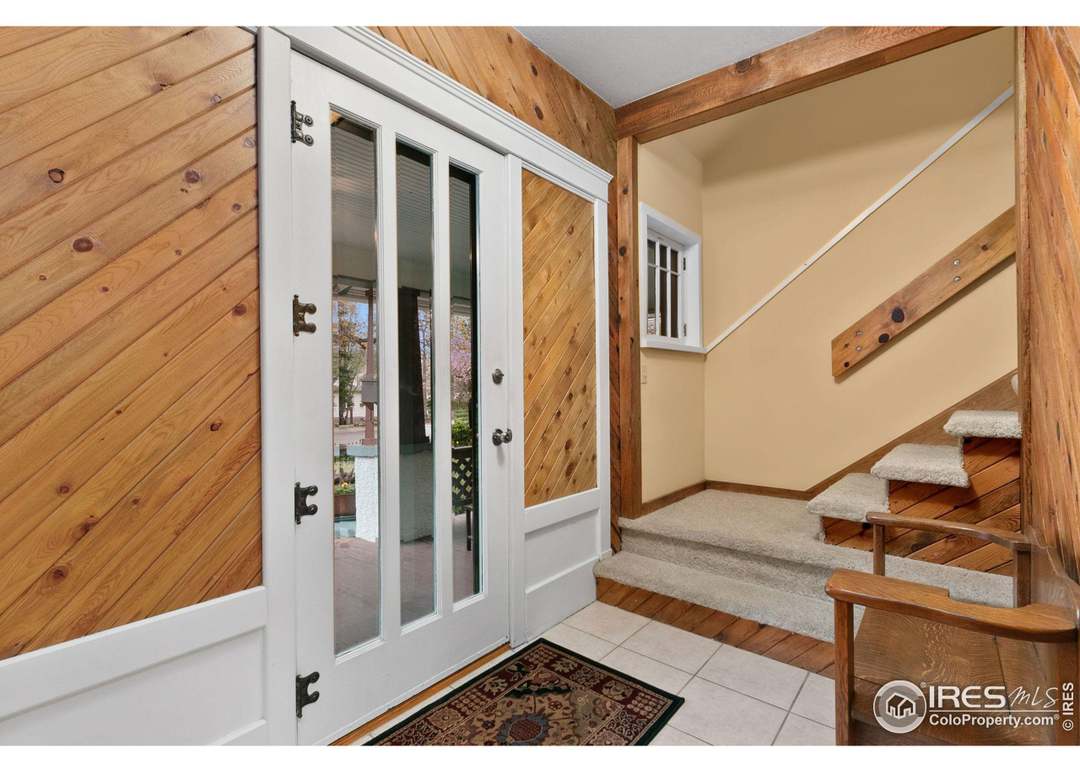 733 W 5th St, Loveland, CO 80537