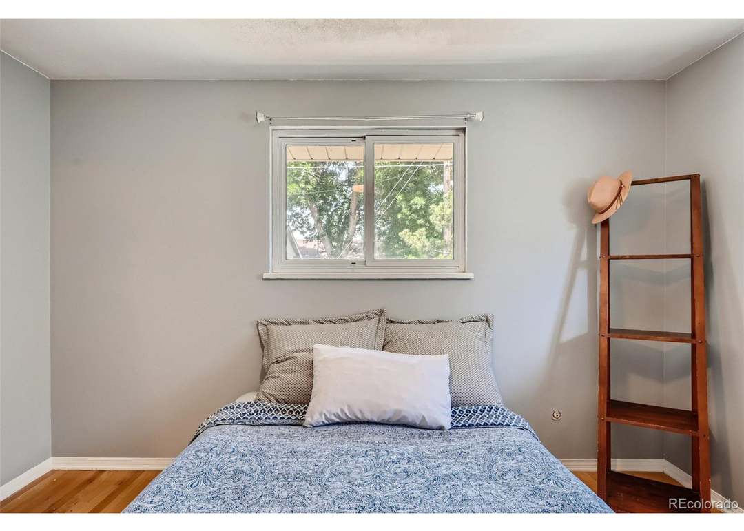 1726 S Cape St, Lakewood, CO 80232
