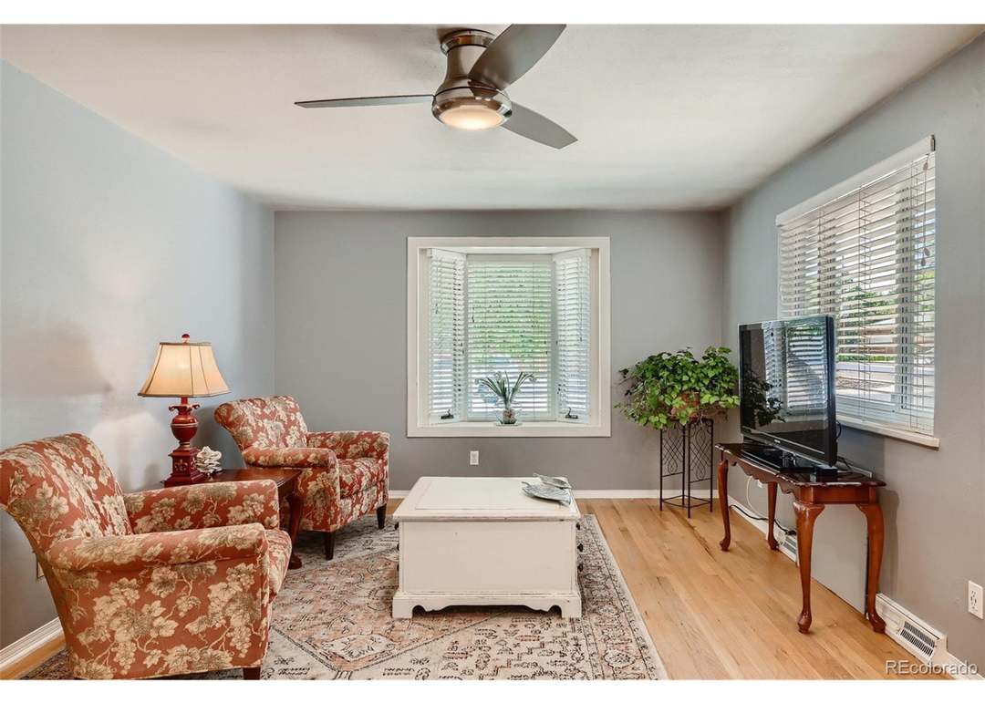 1726 S Cape St, Lakewood, CO 80232