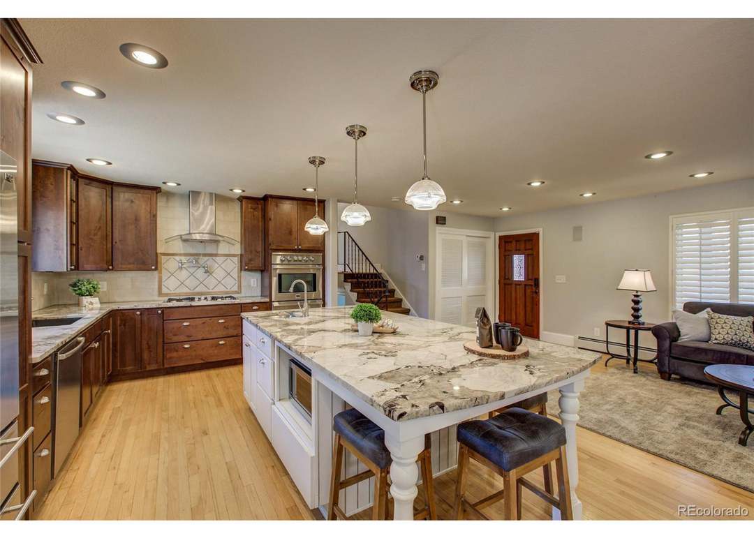 850 Teller St, Lakewood, CO 80214