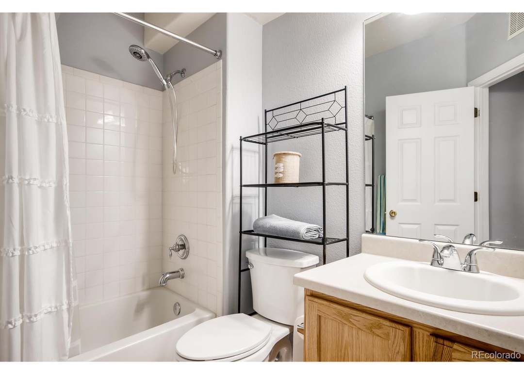 16386 E Fremont Ave #12, Aurora, CO 80016