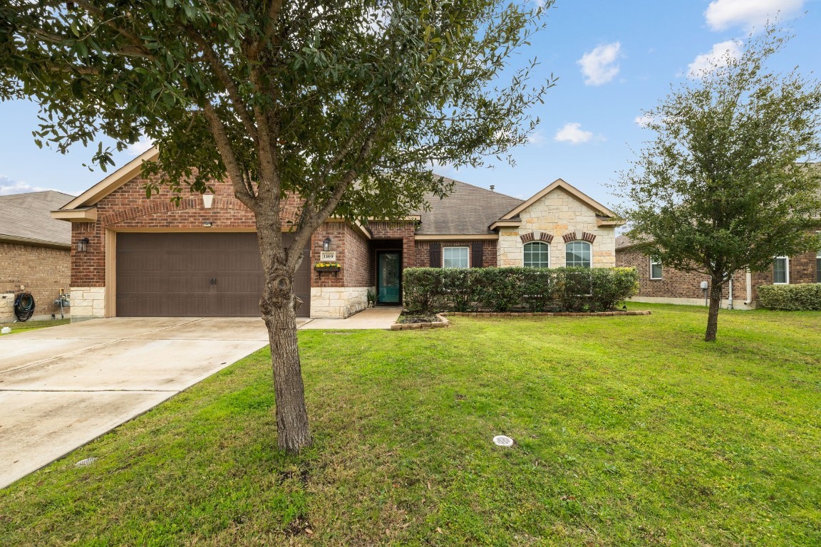 1169 Twin Estates Dr, Kyle, TX 78640 | MLS# 1936044 | Redfin