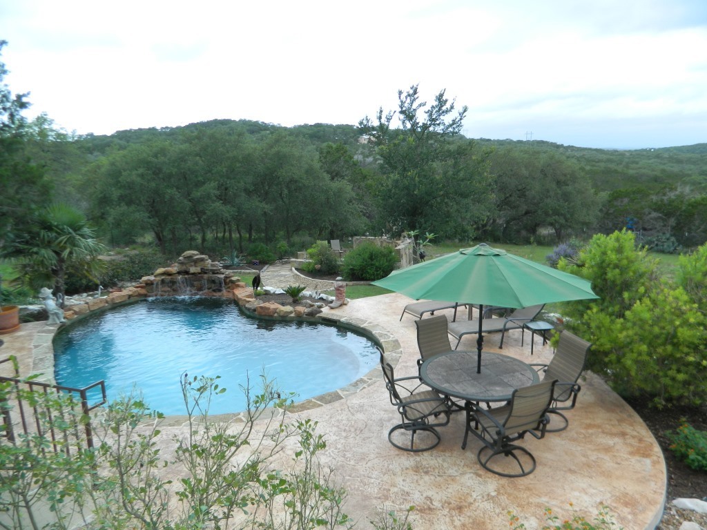1671 fm 306 new braunfels tx 78132