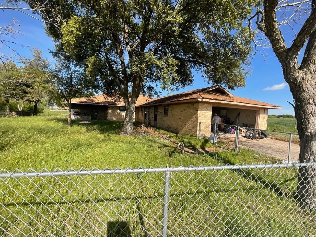 703 8th St, Buckholts, TX 76518 | MLS# 6761242 | Redfin