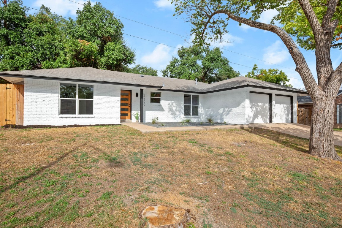 Stylish Mueller townhouse asks $599K - Curbed Austin