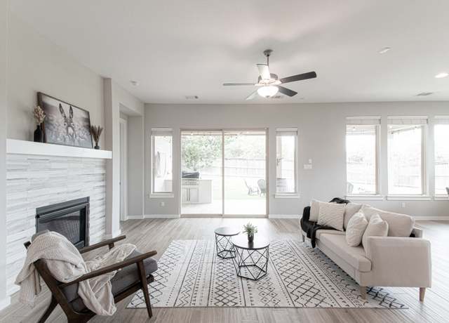Property at 716 Dayridge Dr, Dripping Springs, TX 78620, 3 beds, 2.5 baths