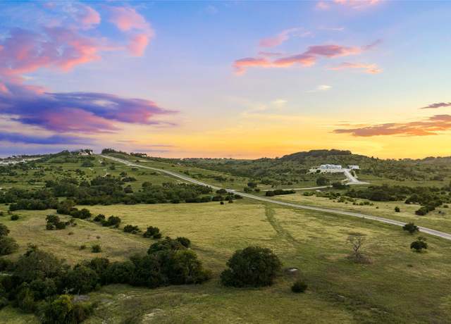 Property at 105 Majestic Hills Dr, Blanco, TX 78606