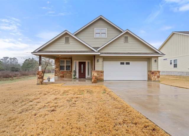 Property at 140 Manawianui Dr, Bastrop, TX 78602, 3 beds, 2 baths
