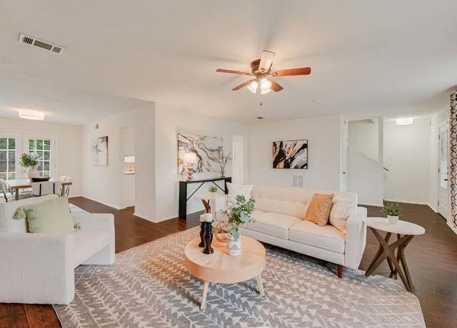 Property at 4702 White Elm Dr, Austin, TX 78749, 4 beds, 2.5 baths