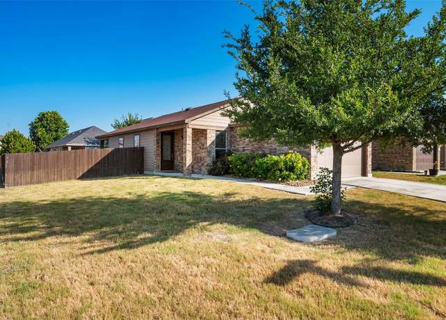 Property at 1983 Shire Mdws, New Braunfels, TX 78130, 3 beds, 2 baths
