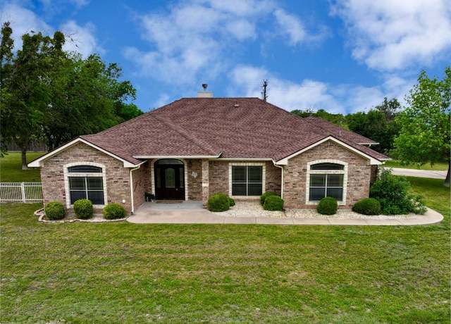 Property at 810 Kenney Dr, Copperas Cove, TX 76522, 4 beds, 2.5 baths