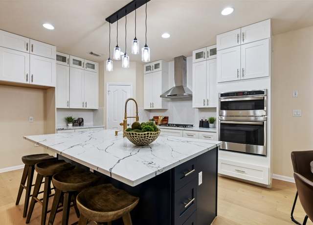 Property at 3615 Turkey Path Bnd, Cedar Park, TX 78613, 5 beds, 4 baths