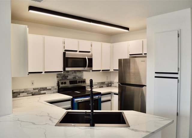 Property at 2320 Gracy Farms Ln #1414, Austin, TX 78758, 3 beds, 2 baths